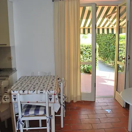 Bilocali Solaris - Vicini Al Mare Con Clima E Posti Auto Daire Marina di Campo