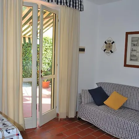 Bilocali Solaris - Vicini Al Mare Con Clima E Posti Auto Daire Marina di Campo