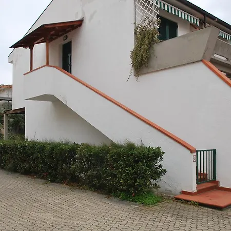 Bilocali Solaris - Vicini Al Mare Con Clima E Posti Auto Daire